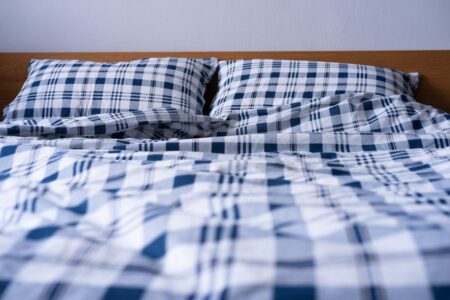 Premium Quilted Comforter — Queen